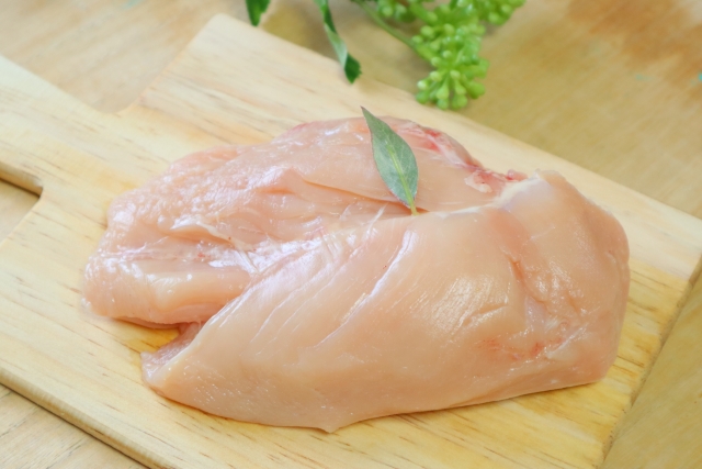 鶏むね肉を使ったダイエットレシピ3選