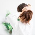 自宅で簡単！忙しい朝でも手軽にできるおしゃれヘアアレンジ5選