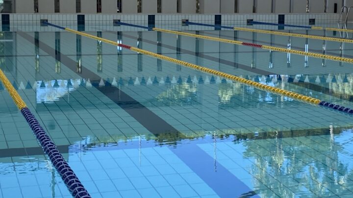 プールで楽しくボディメイク！水中ウォーキングのすすめ