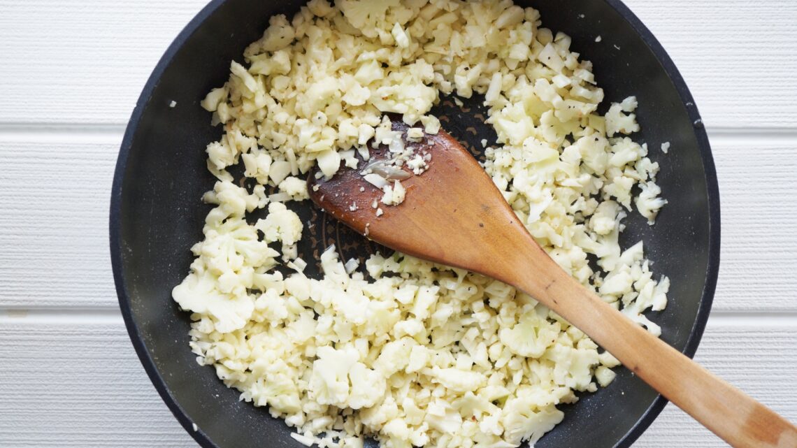 主食チェンジでヘルシーに！カリフラワーライスで無理なく糖質制限